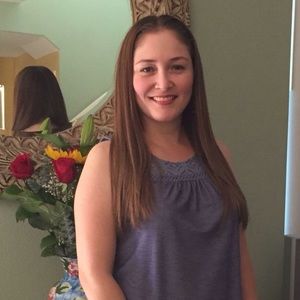 Meet your Posher, Alma